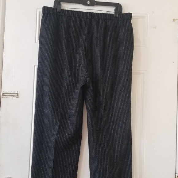 Eileen Fisher Reclaimed Wool Striped Slouchy Pant - Picture 4 of 14